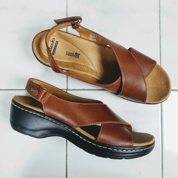clarks footbed sandals